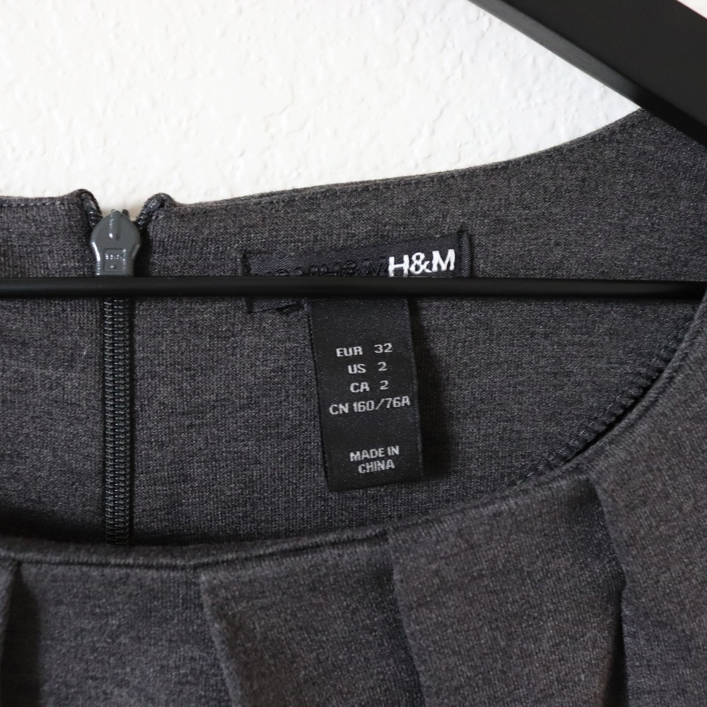 Size 2 H&M Belted Gray Dress - Picture 3 of 4